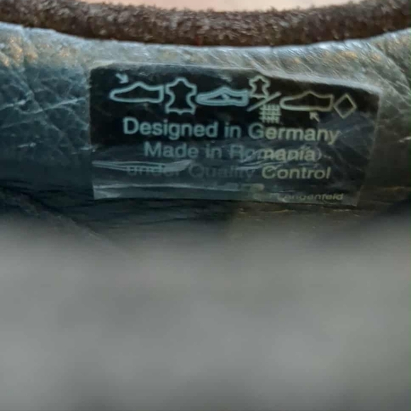 ARA Women Gray And Black Suede Flat Shoes Velcro Closure Size 11.5 - Picture 11 of 11